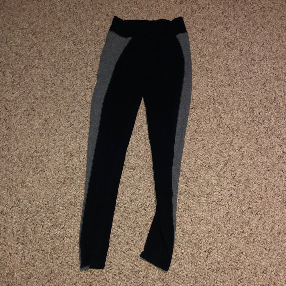 Black w Gray Stripes Leggings